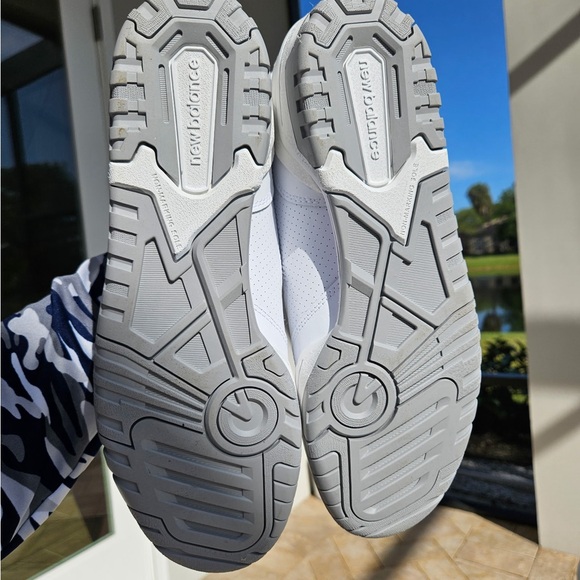 New Balance 550 White Sneakers - Picture 6 of 9